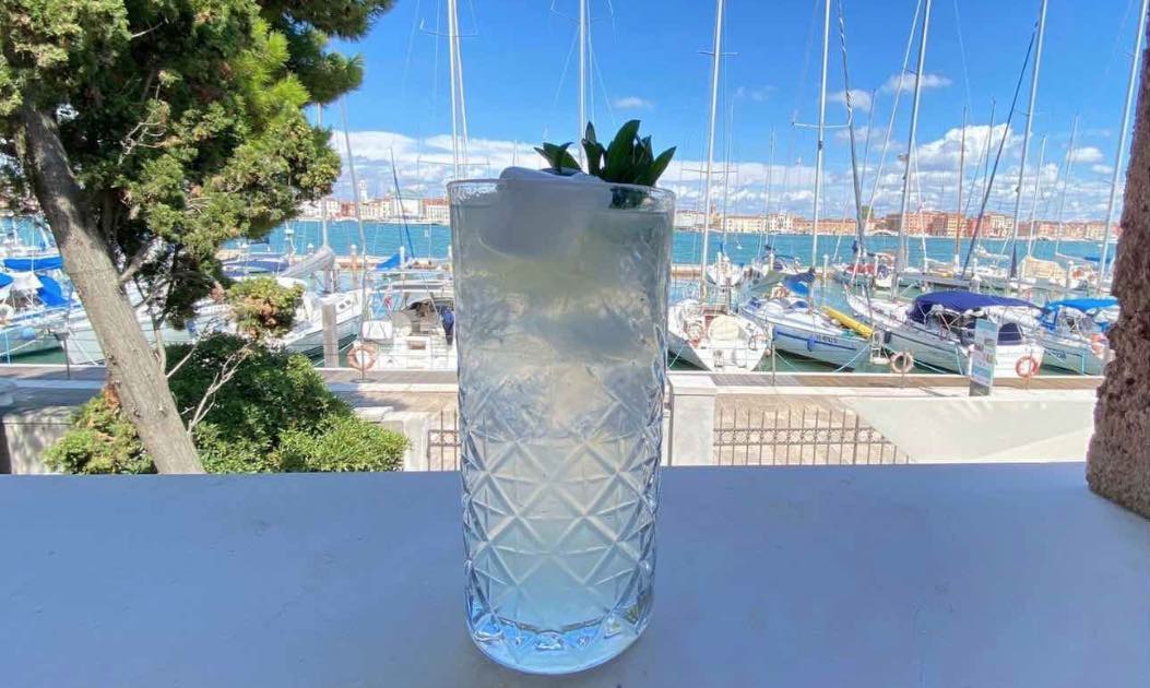 Cocktail vista laguna - San Giorgio Café